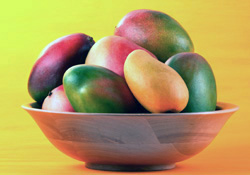 Photo: Bowl of mangoes