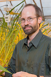 ARS geneticist Ed Buckler